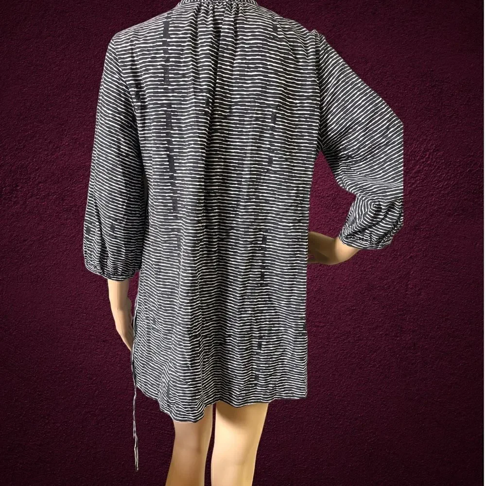 Liz Lange Maternity Black White Tie Back Blouse Shirt Top Size S Striped - U